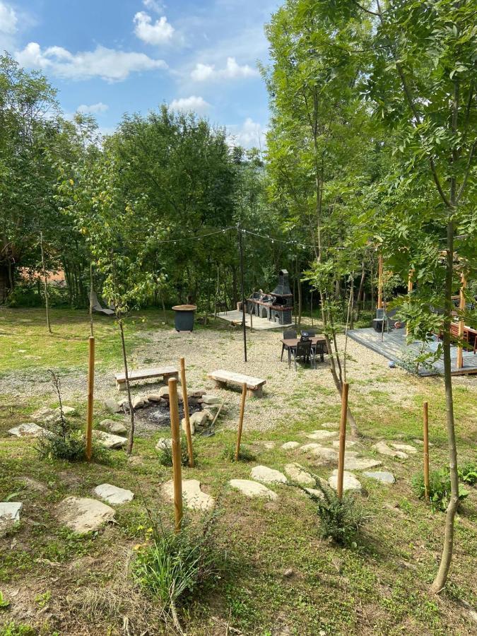Loku' Villa Varbilau Kültér fotó